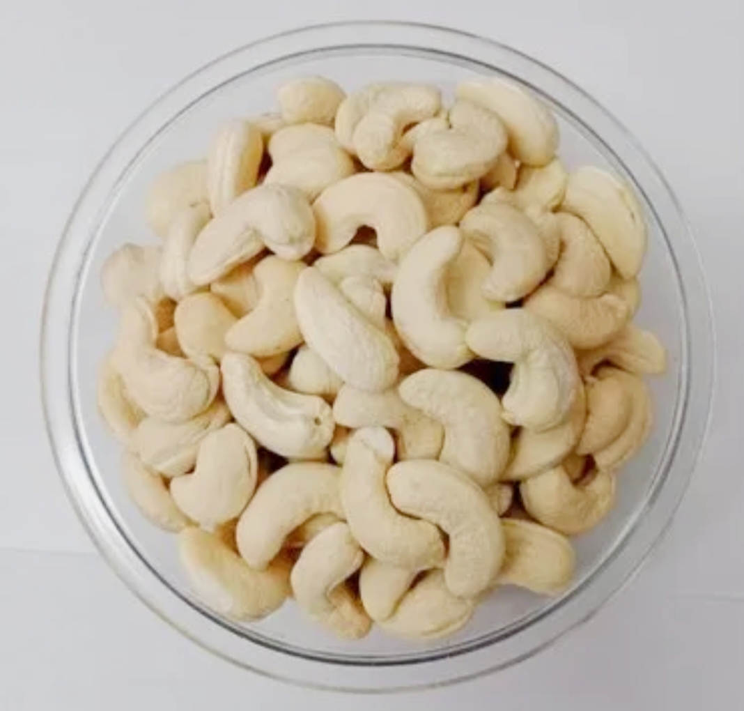 W-3260 Cashew Nuts